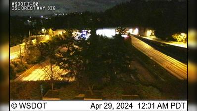 Traffic Cam Beaumont: I-90 at MP 7.1: Island Crest Way Arterial Player