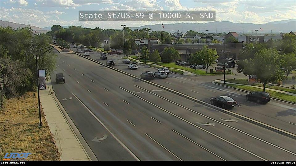 Traffic Cam State St US 89 @ 10000 S Sego Lily Dr SND Player