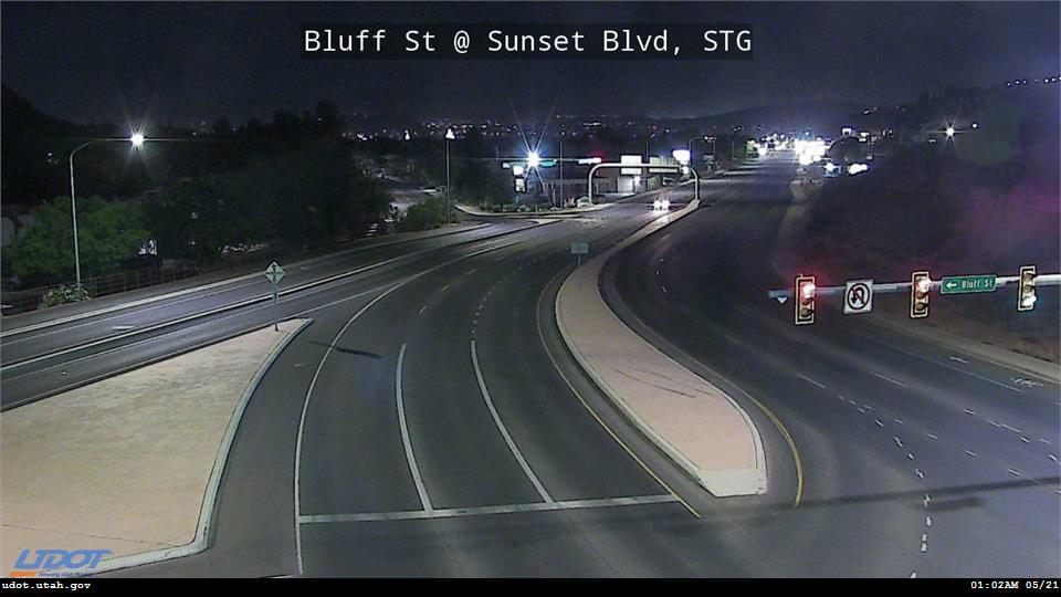 Bluff St SR 18 @ Sunset Blvd SR 8 STG Traffic Camera