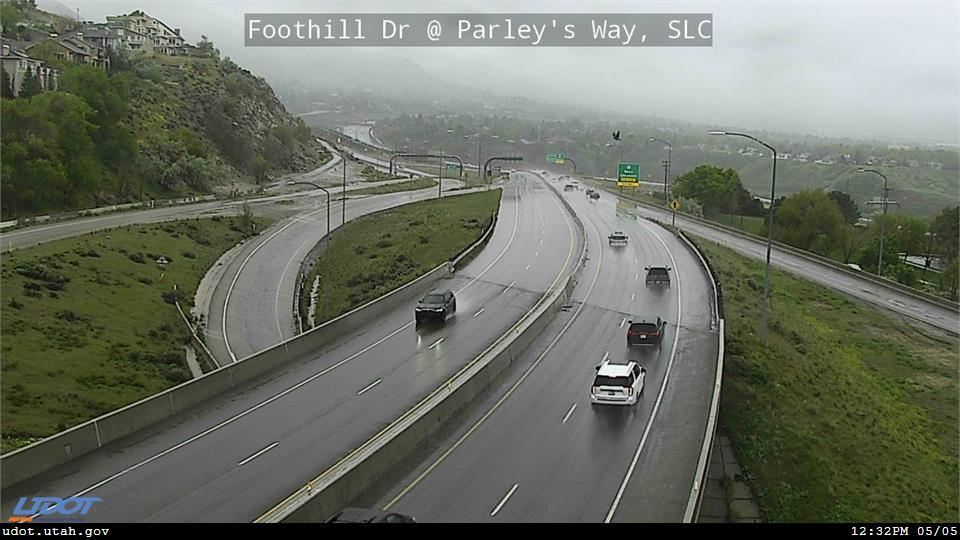 Foothill Dr SR 186 @ Parleys Way SLC Traffic Camera