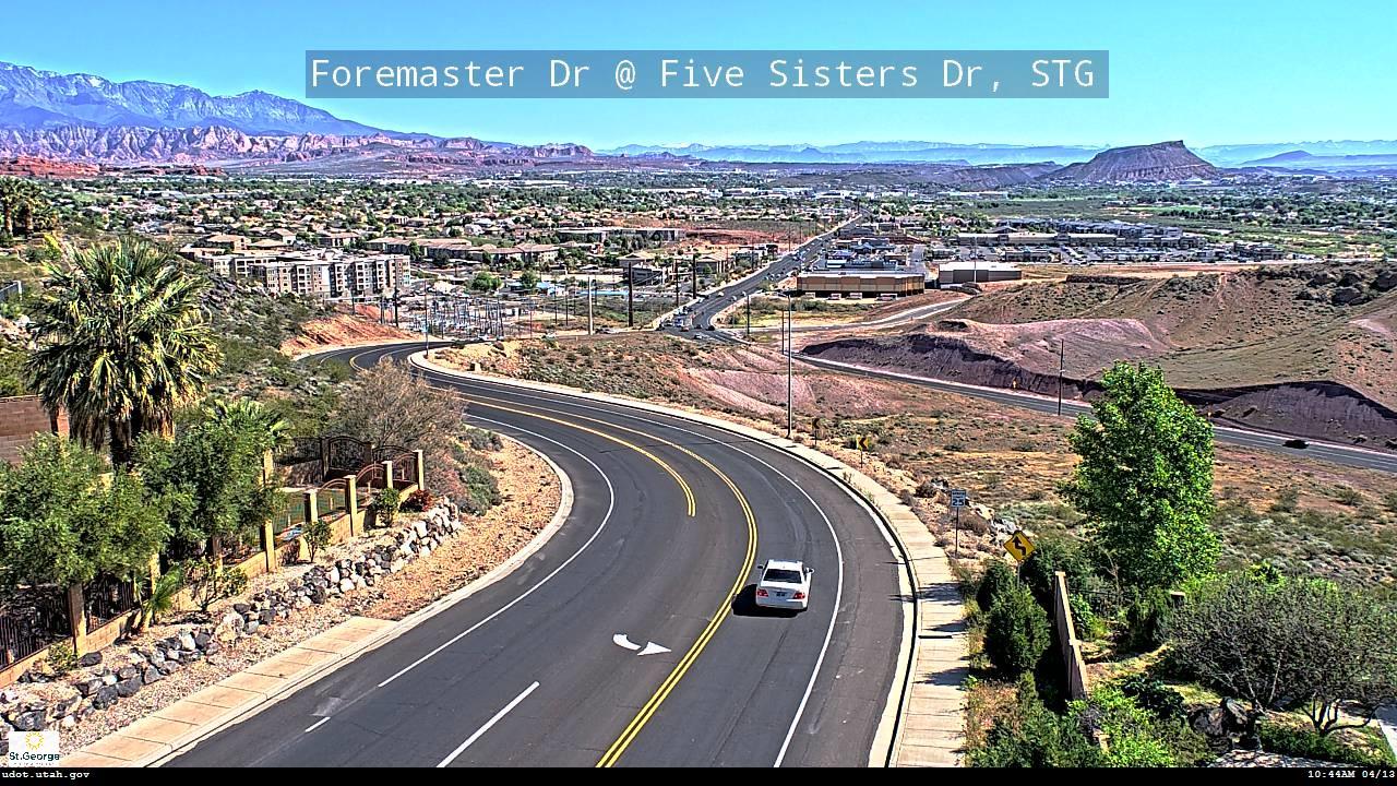 Traffic Cam Foremaster Dr @ Five Sisters Dr STG Player