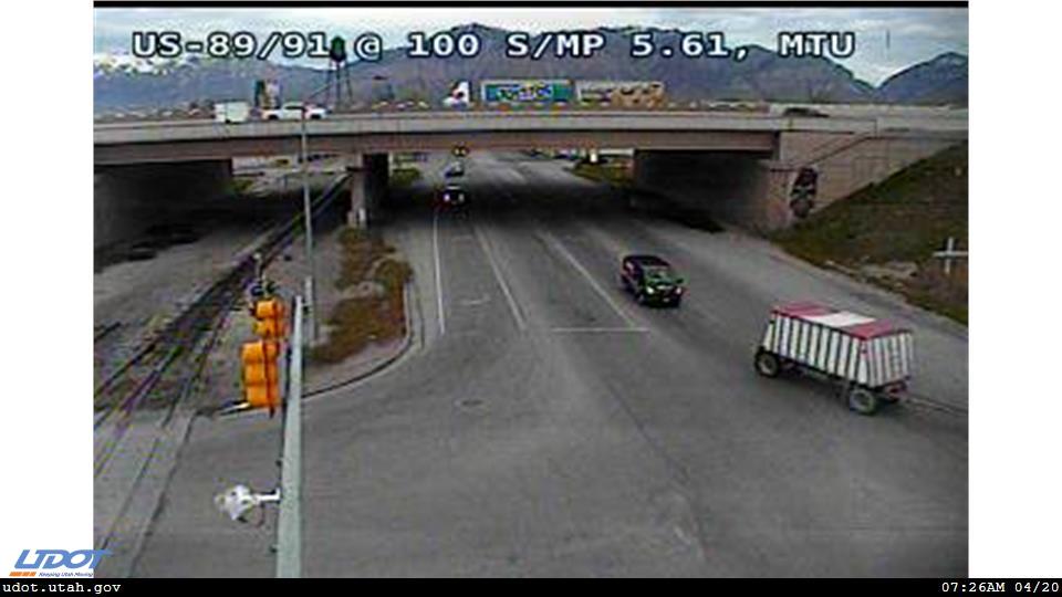 Traffic Cam I-15 SB @ 24th St Pennsylvania Ave SR 53 MP 343.12 OGD Player