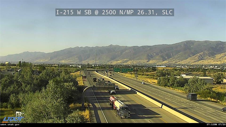 Traffic Cam I-215 W SB @ 2500 N MP 26.31 SLC Player