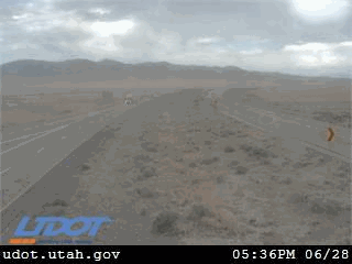 Traffic Cam I-80 Liveview WB @ Lakeside Military Area Exit 62 TE Player