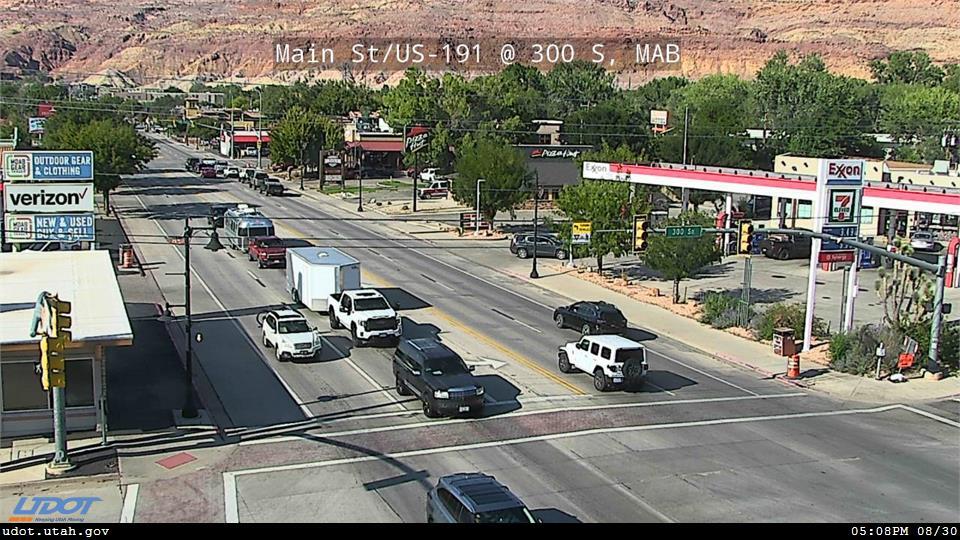 Traffic Cam Main St US 191 @ 300 S MAB Player