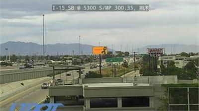 Traffic Cam Salt Lake City I-15 SB @ MM 300.35 Player