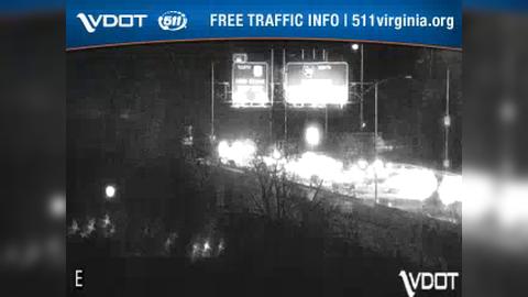 Traffic Cam Pentagon City: I-395 - MM 9 - SB - Exit 9, Boundary Channel Dr A Player