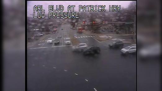 Lee Boulevard Heights: RT  AT PATRICK HENRY DR Traffic Camera