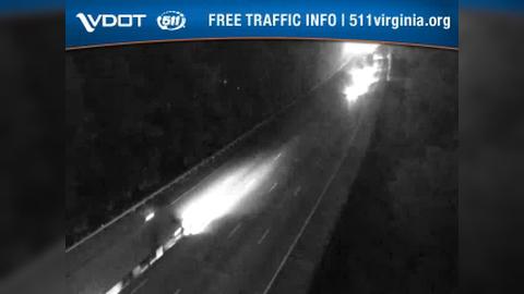 Traffic Cam Holly Glen Estates: I-95 - MM 85.9 - NB Player