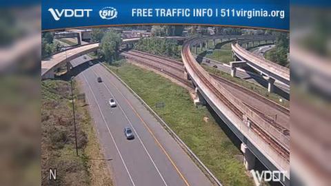 Traffic Cam Westhampton: I-66 - MM 66.4 - EB - Dulles Access Road Player