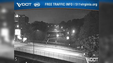 Traffic Cam Ballston: I-66 - MM 71 - WB - Exit 71, Route 120 - North Glebe Rd Player