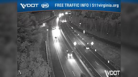 Traffic Cam Ballston: I-66 - MM 71 - WB - Exit 71, Route 120 - North Glebe Rd Player