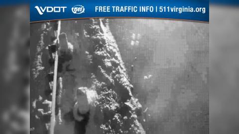 Traffic Cam Centreville Farms: VA- - MM . - SB Player