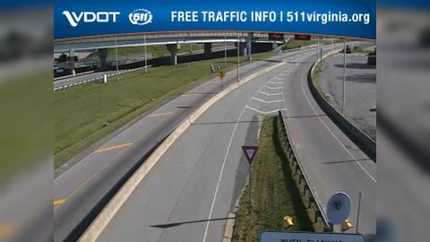 Traffic Cam Portsmouth: Midtown Tunnel - Ramps at VA-164 Player