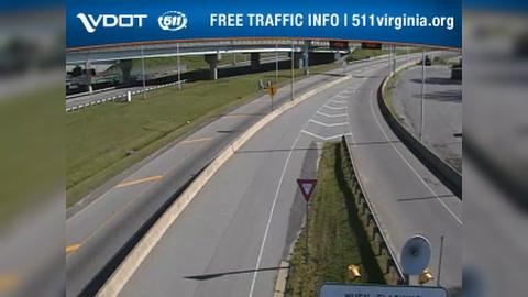 Traffic Cam Portsmouth: MLK Fwy Ramp to Midtown Tunnel Player
