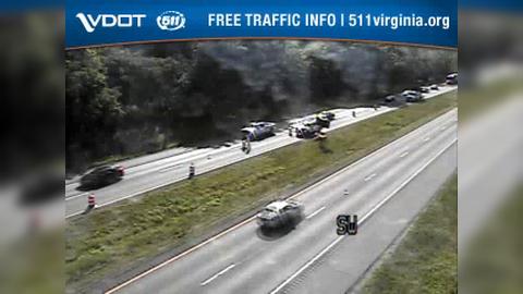 Traffic Cam Piedmont Heights: I-66 - MM 26.6 - WB Player