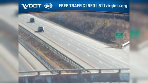 Traffic Cam Country Club Acres: I-64 - MM 242.53 - WB - just past Exit 242A Player