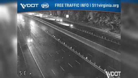 Traffic Cam Fairfax Hills: I-495 - MM 52 - SB - I-495 south of Route 236 Player