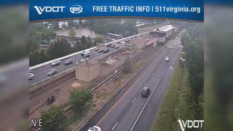 Traffic Cam East Falls Church: I-66 - MM 69 - WB - Exit 69, North Sycamore St Player
