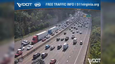 Traffic Cam Alexandria: I-95 - MM 174 - SB - East of Exit 174, Eisenhower Ave Connector Player