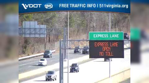 Traffic Cam Chesapeake: I-64 - MM 288.5 - WB - AT GREENBRIER OVERPASS Player