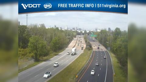 Traffic Cam South Norfolk: I-464 - MM 5.08 - NB - BEFORE POINDEXTER ST Player
