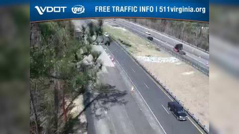 Traffic Cam Chesapeake: I-64 - MM 298.14 - WB - OL AT MILITARY HIGHWAY EXIT Player