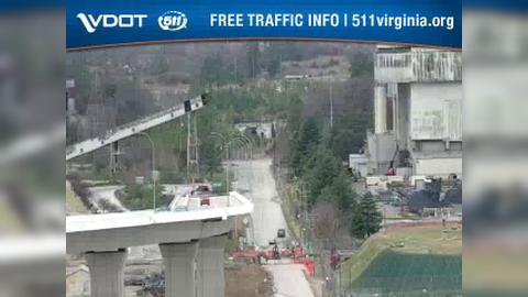 Traffic Cam Portsmouth: SNJB - WB - West of River Channel Player