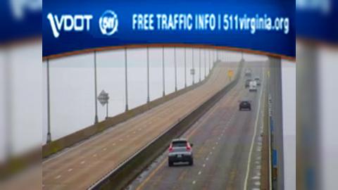 Newport News: US-17 /SB - James River Bridge - 1 Mi. South Traffic Camera