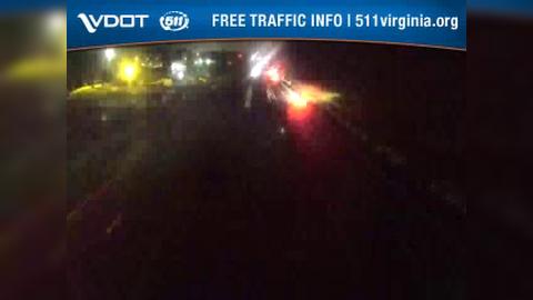 Traffic Cam Meadowview: I-81 - MM 57.2 - MID Player