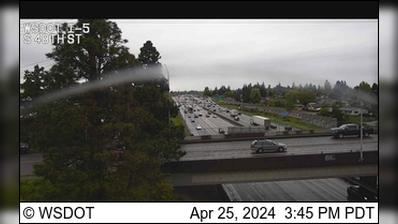 Traffic Cam Tacoma: I-5 at MP 131.2: S 48th St Player