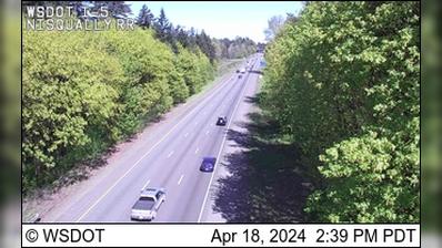 Traffic Cam Lacey: I-5 at MP 115.7: Nisqually Rail Road Player