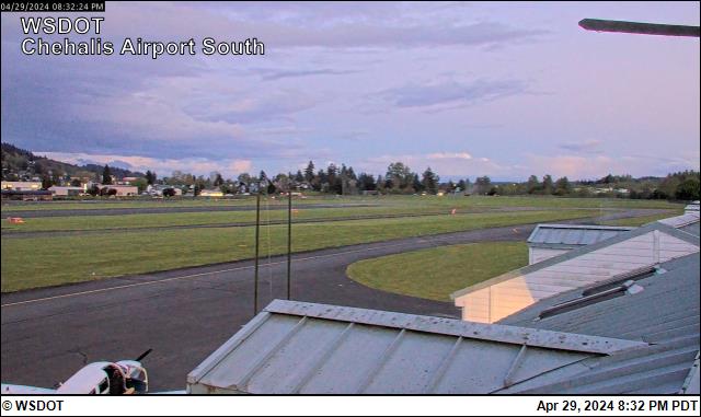 Traffic Cam Chehalis-Centralia Airport South Player
