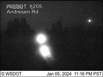 Traffic Cam I-205 at MP 33.4: Andresen Rd Player