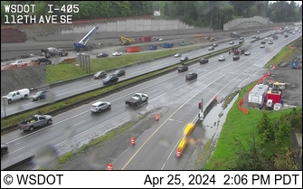Traffic Cam I-405 at MP 9.2: 112th Ave SE Player