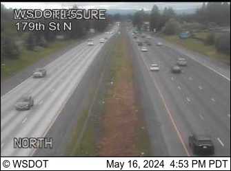 Traffic Cam I-5 at MP 9.7: N of 179th St Player