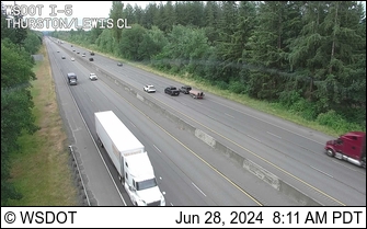 Traffic Cam I-5 at MP 87.4: Thurston/Lewis County Line Player