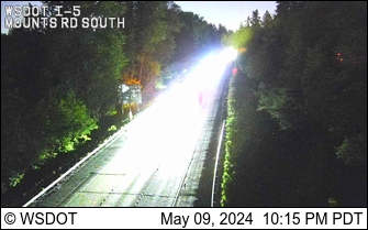 Traffic Cam I-5 at MP 116.1: Mounts Rd South Player