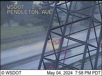 Traffic Cam I-5 at MP 119.3: Pendleton Ave Player