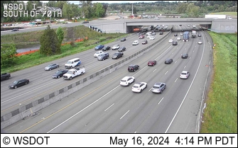 Traffic Cam I-5 at MP 138.2: South of 70th Ave Player