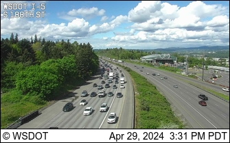 Traffic Cam I-5 at MP 152.3: S 188th St Player