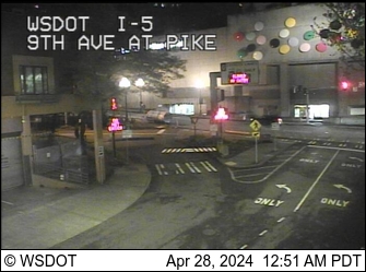 Traffic Cam I-5 at MP 165.9: 9th Ave at Pike Player