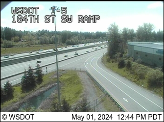 Traffic Cam I-5 at MP 183.8: 164th St, Ramp Player