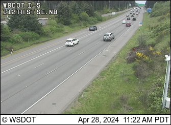 Traffic Cam I-5 at MP 187.9: 112th St SW, NB Player
