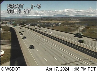 Traffic Cam I-5 at MP 193: 36th St Player