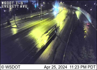 Traffic Cam I-5 at MP 194: Everett Ave Player