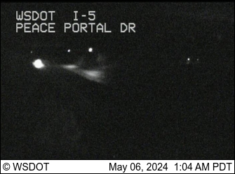 Traffic Cam I-5 at MP 274.1: Peace Portal Dr Player