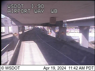 Traffic Cam I-90 at MP 2.3: Airport Way, WB Player