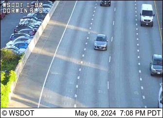 Traffic Cam I-90 at MP 2.9: Corwin Pl S Player