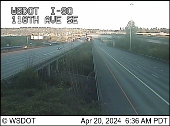 Traffic Cam I-90 at MP 9.7: 118th Ave SE Player